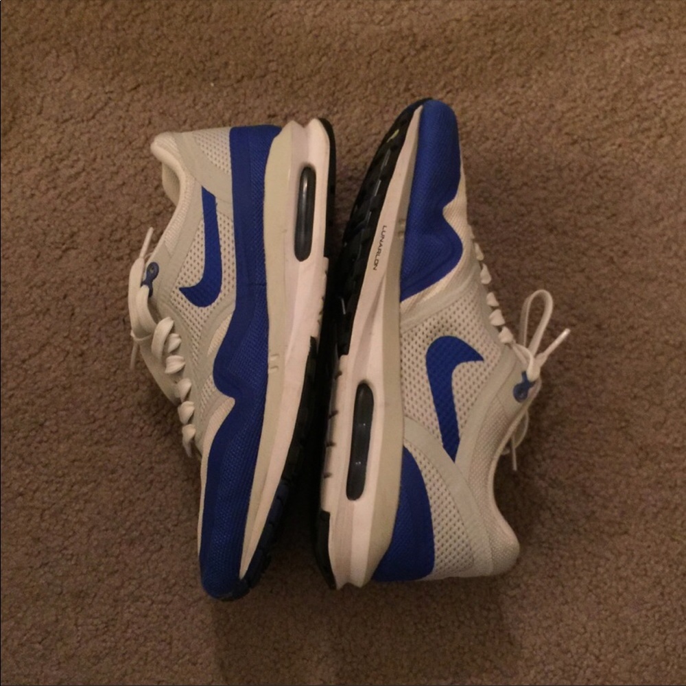 Women’s Nike air max